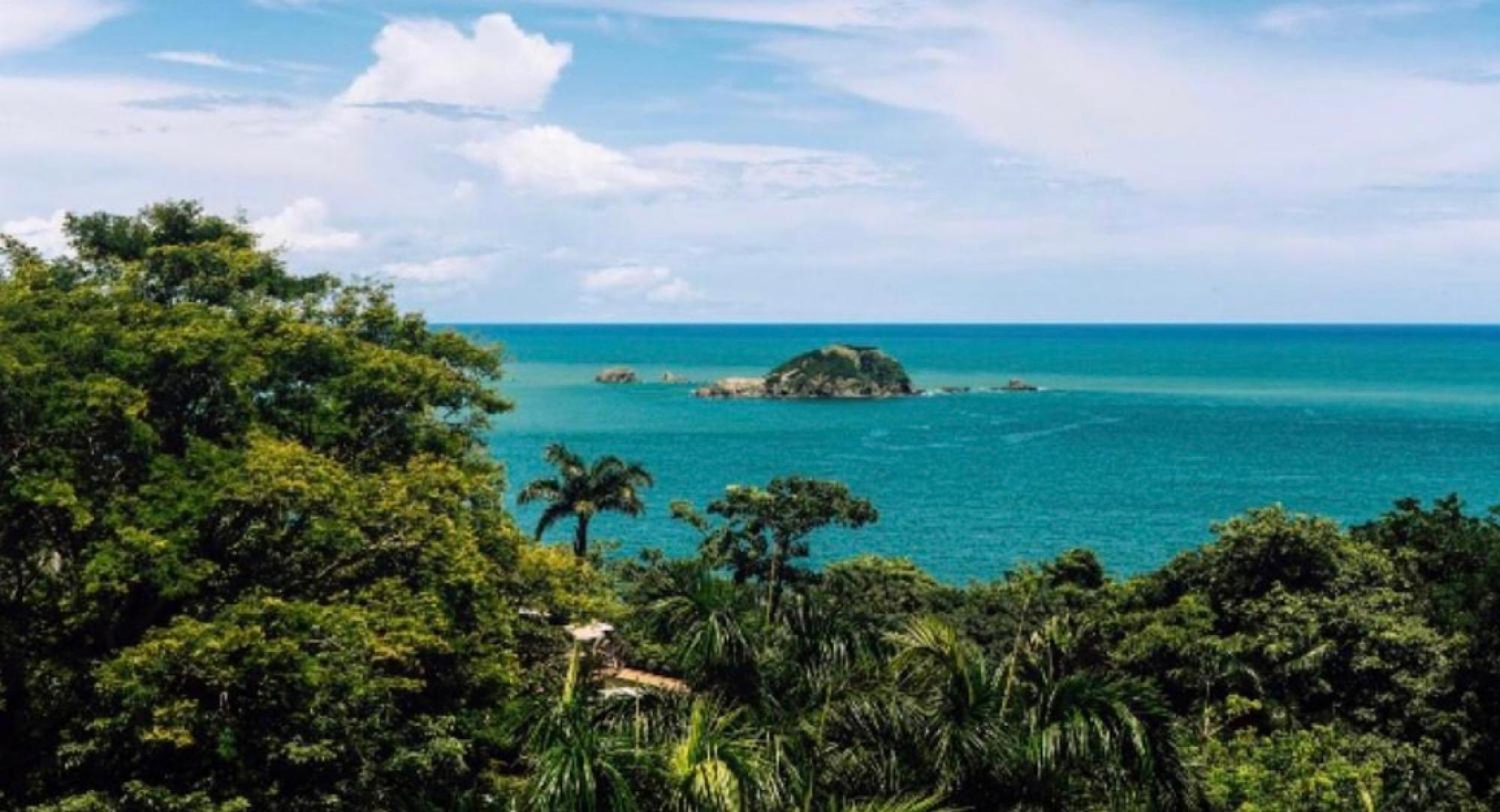 Beachfront Paradise Manuel Antonio Buitenkant foto