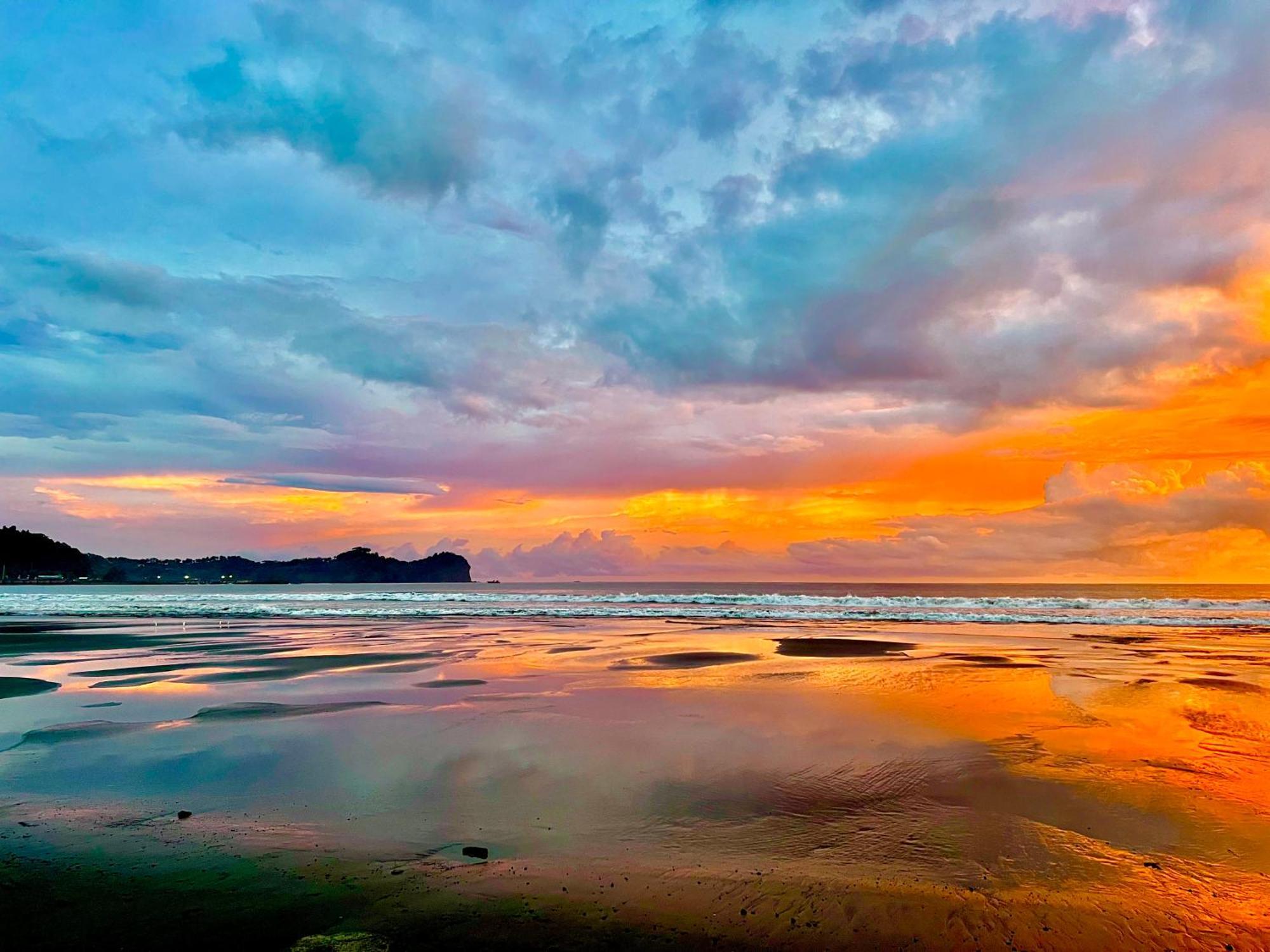 Beachfront Paradise Manuel Antonio Buitenkant foto