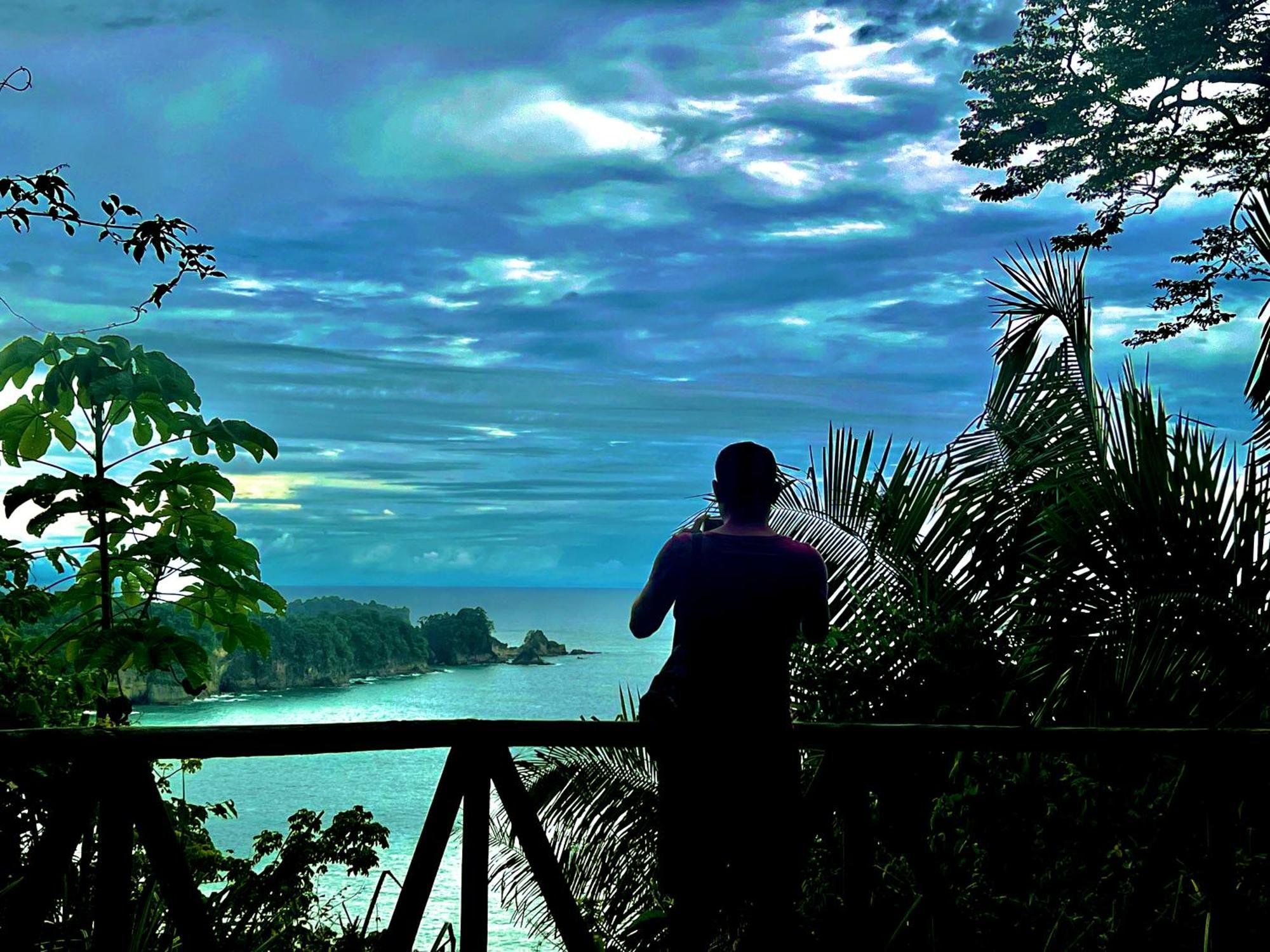 Beachfront Paradise Manuel Antonio Buitenkant foto